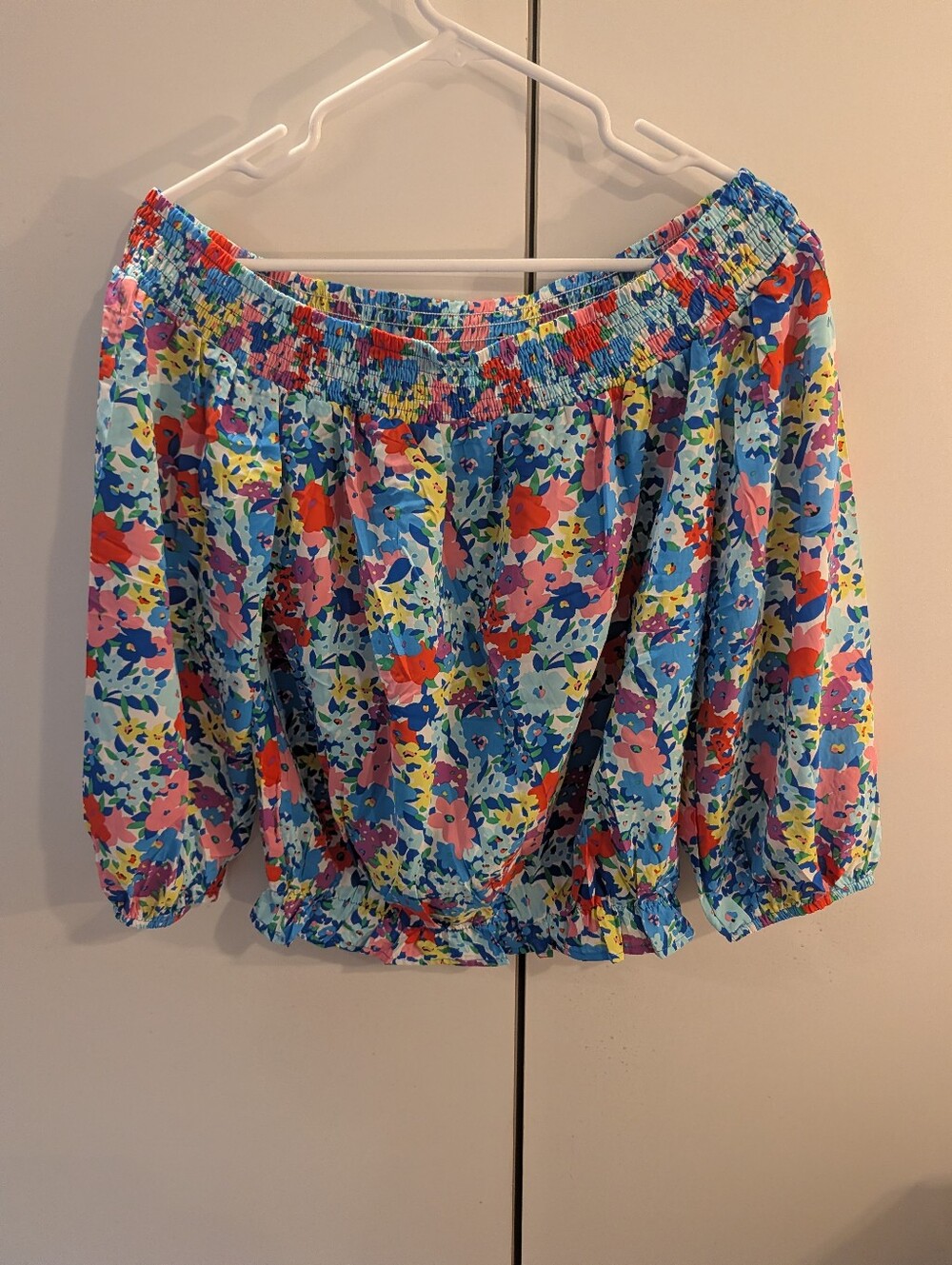 Kirundo Woman's Small Off-Shoulder Floral Peasant Top in Multi-Color NWT